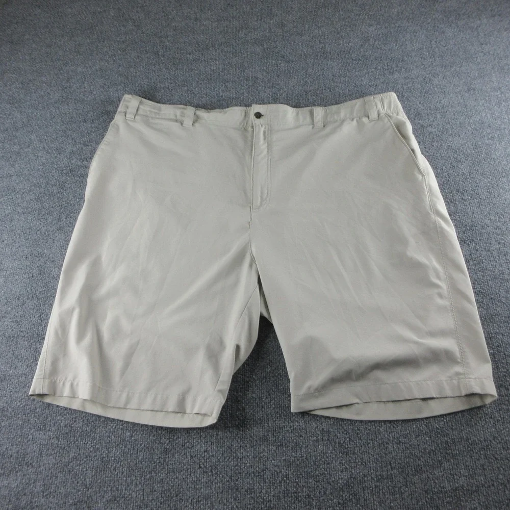 Callaway Shorts Mens 46 Beige 11 Inseam Chino Golf Pockets Flat Front Casual
